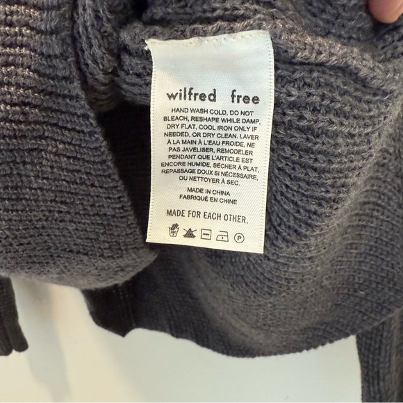 Aritzia Wilfred Free 100% Merino Wool V-Neck Sweater  Waffle Knit SZ M - Picture 6 of 12